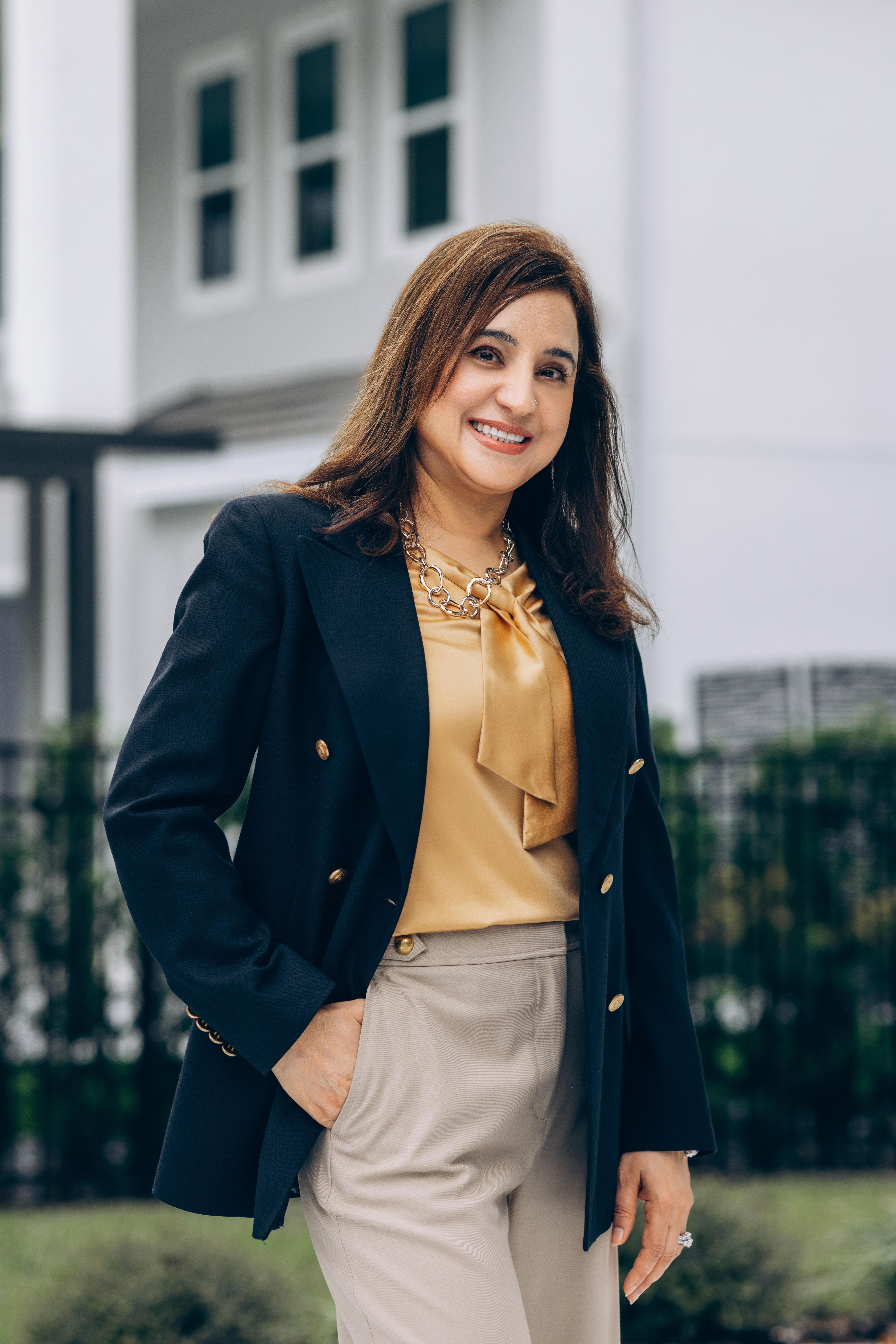 Picture of Mimi Hasan.