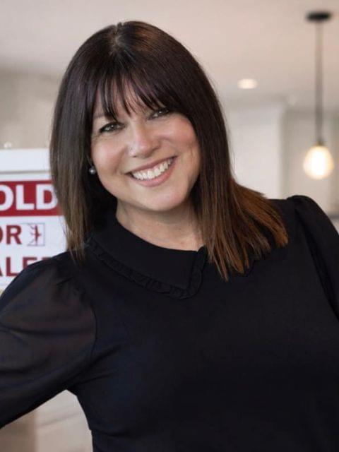 Picture of Stephanie Egli.