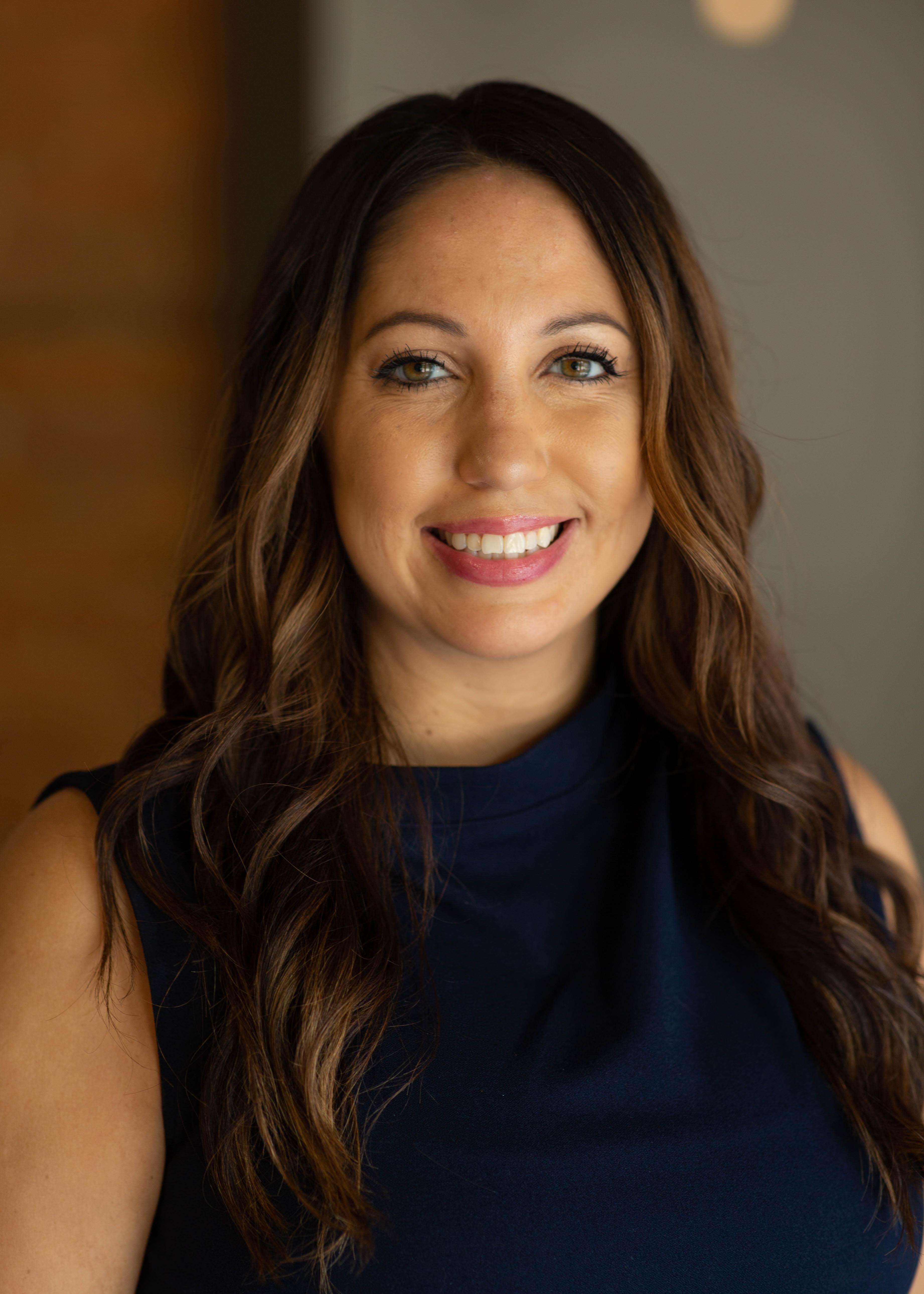 Picture of Shelly Gutierrez.