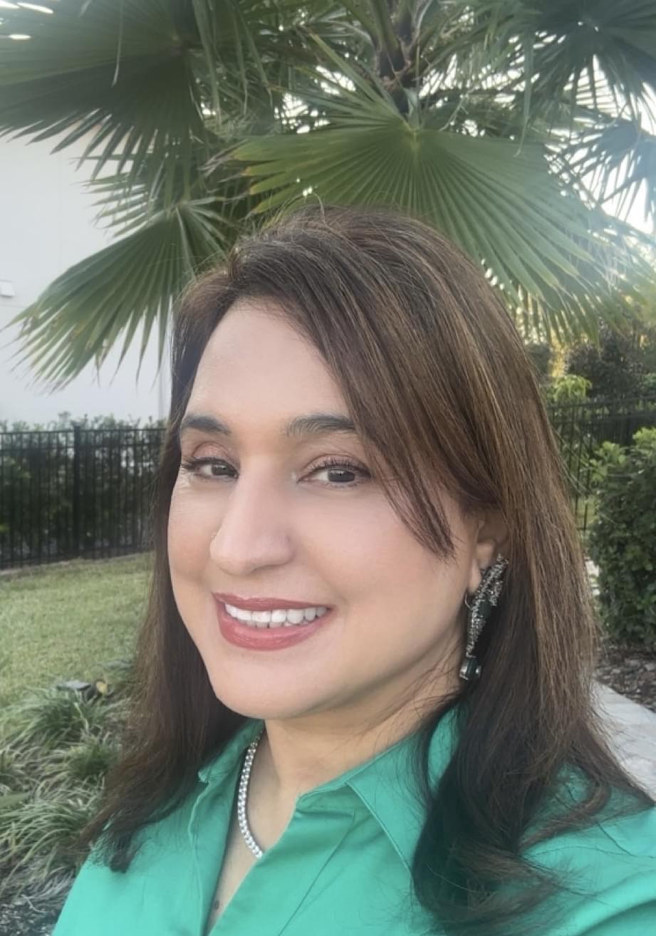 Picture of Mimi Hasan.