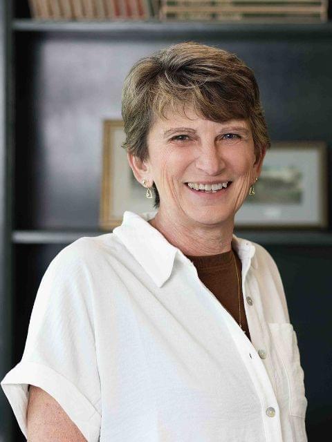 Picture of Leann Ritter.