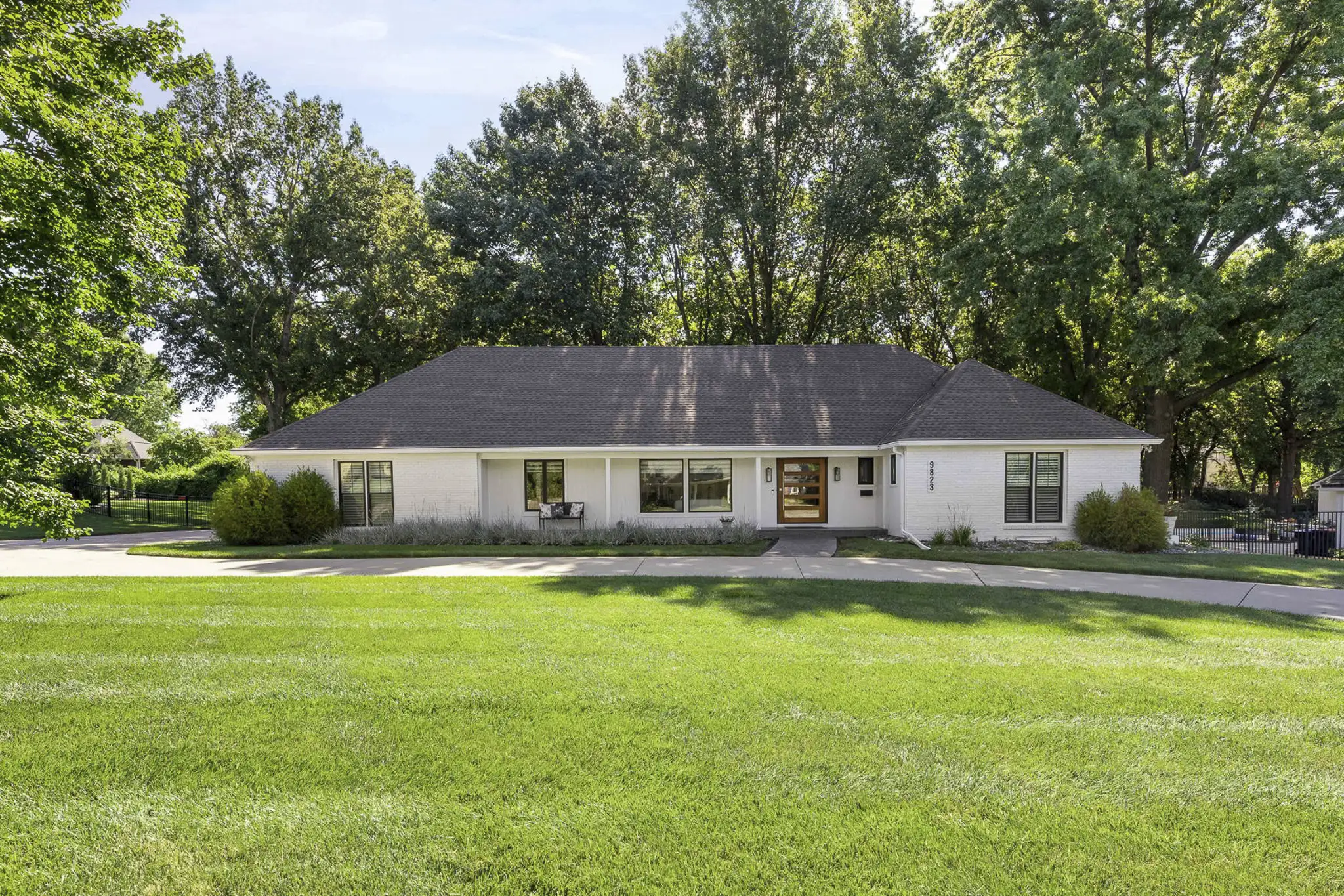 1.5 Story home in Apple Valley Estates, Overland Park, Kansas