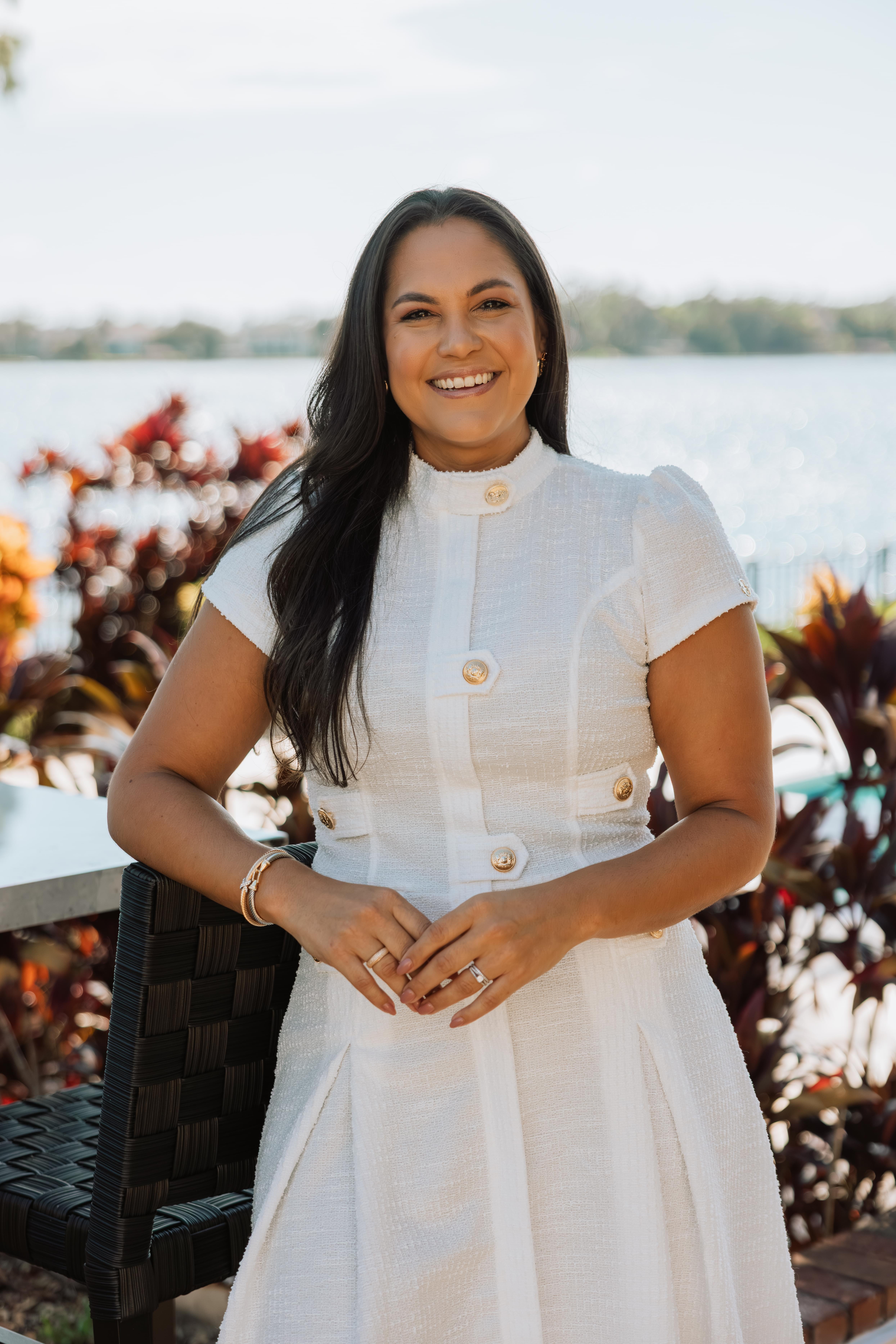 Picture of Caitlin Dos Santos.