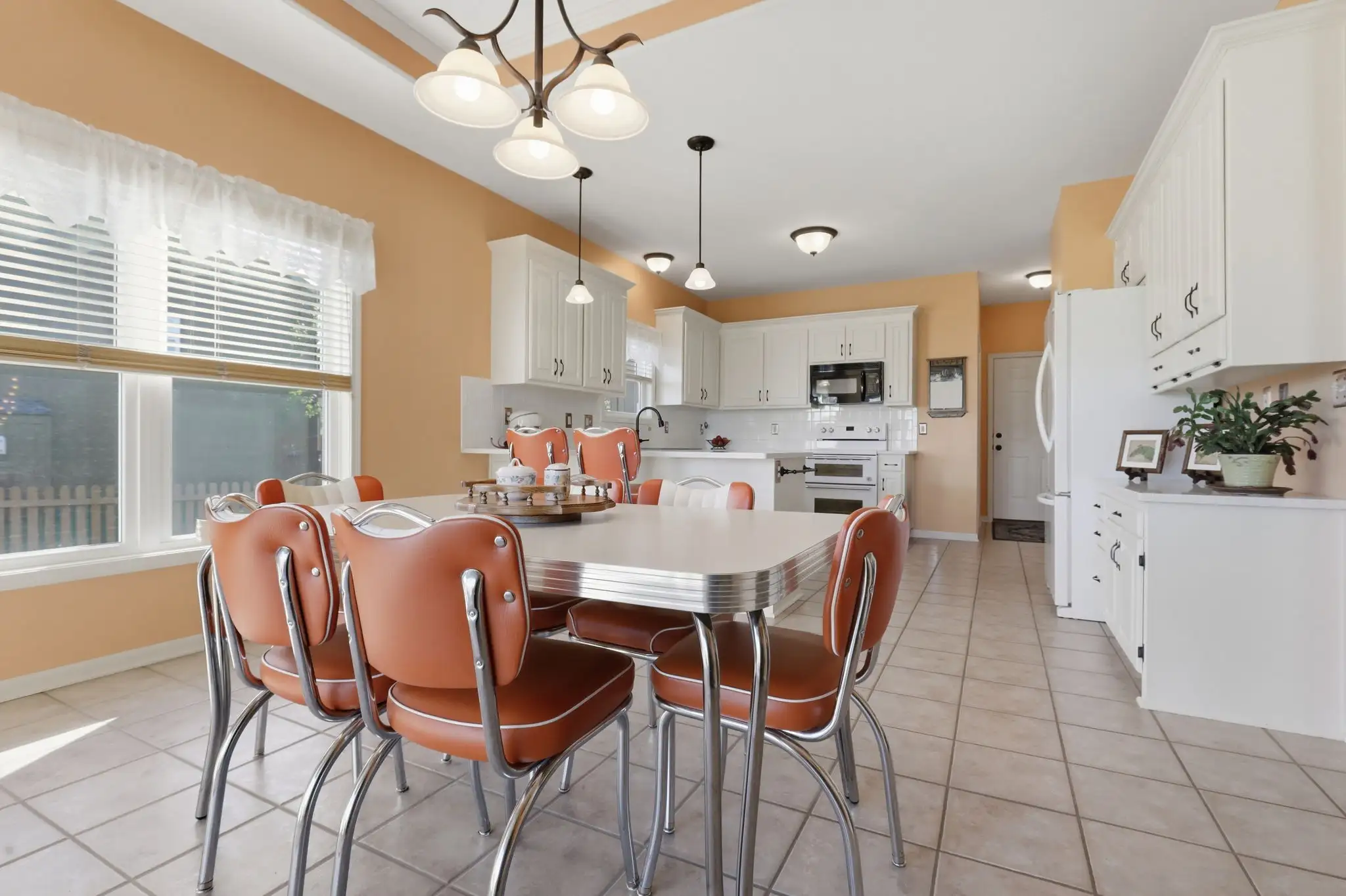 Eating area with view towards kitchen