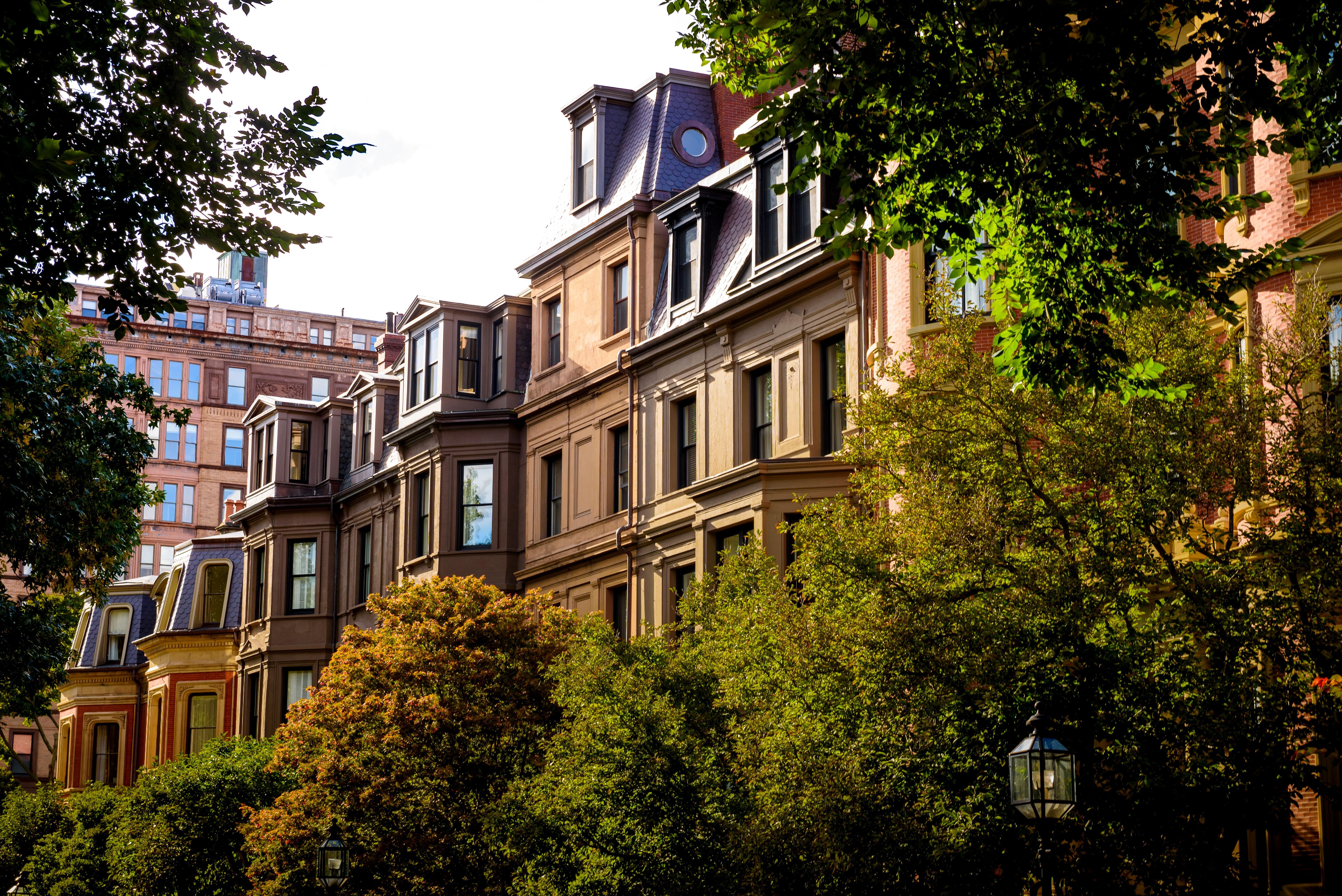 Boston luxury real estate market data showing $3 million average luxury home prices