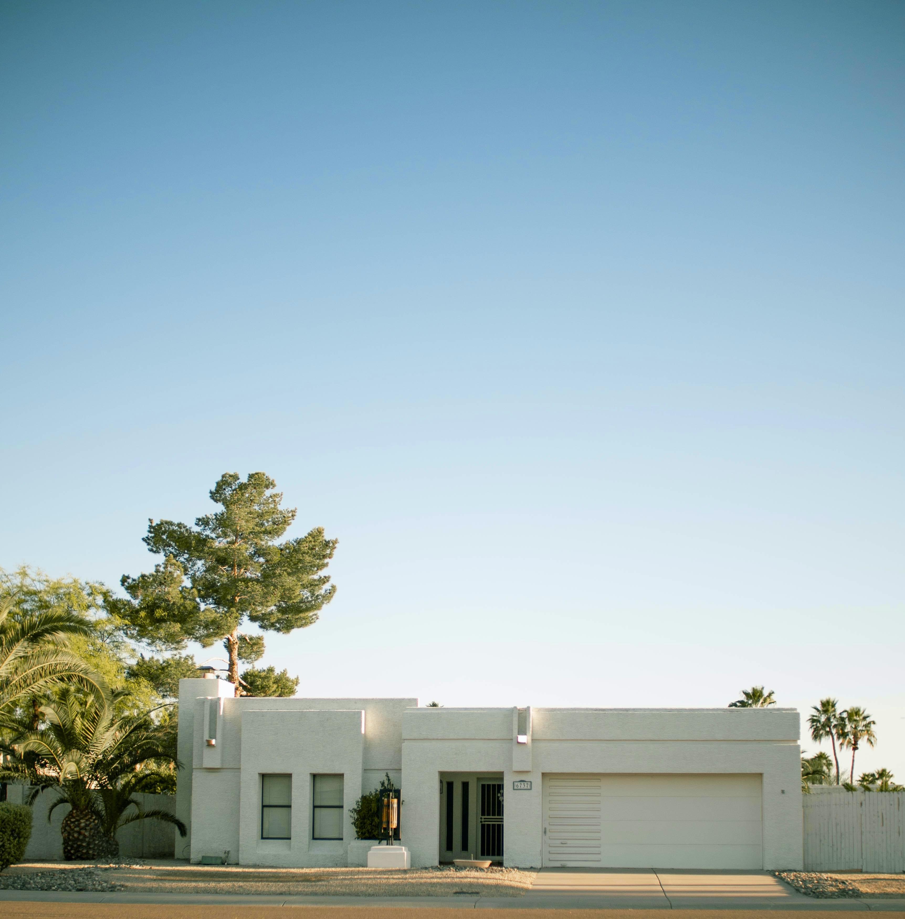 A white Southwestern style home