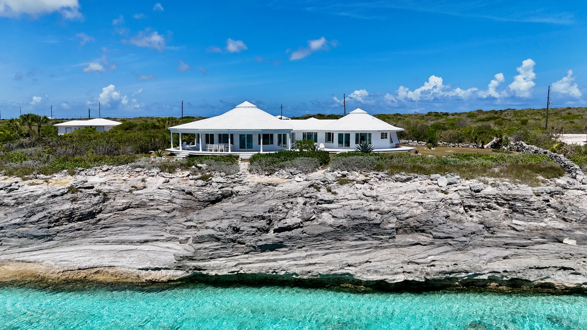 White Nights Two, San Salvador, Bahamas