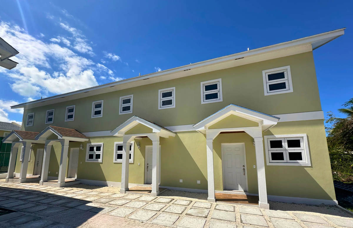 Lochridge townhouse located in Prospect Ridge area, Nassau, Bahamas