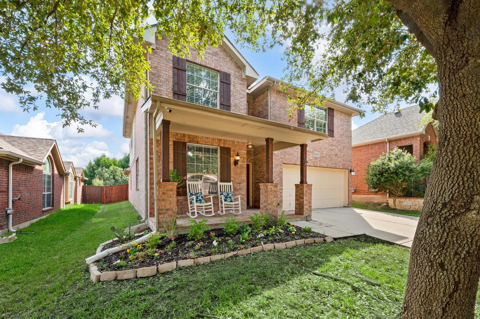 Exterior of 4952 Paddock Drive