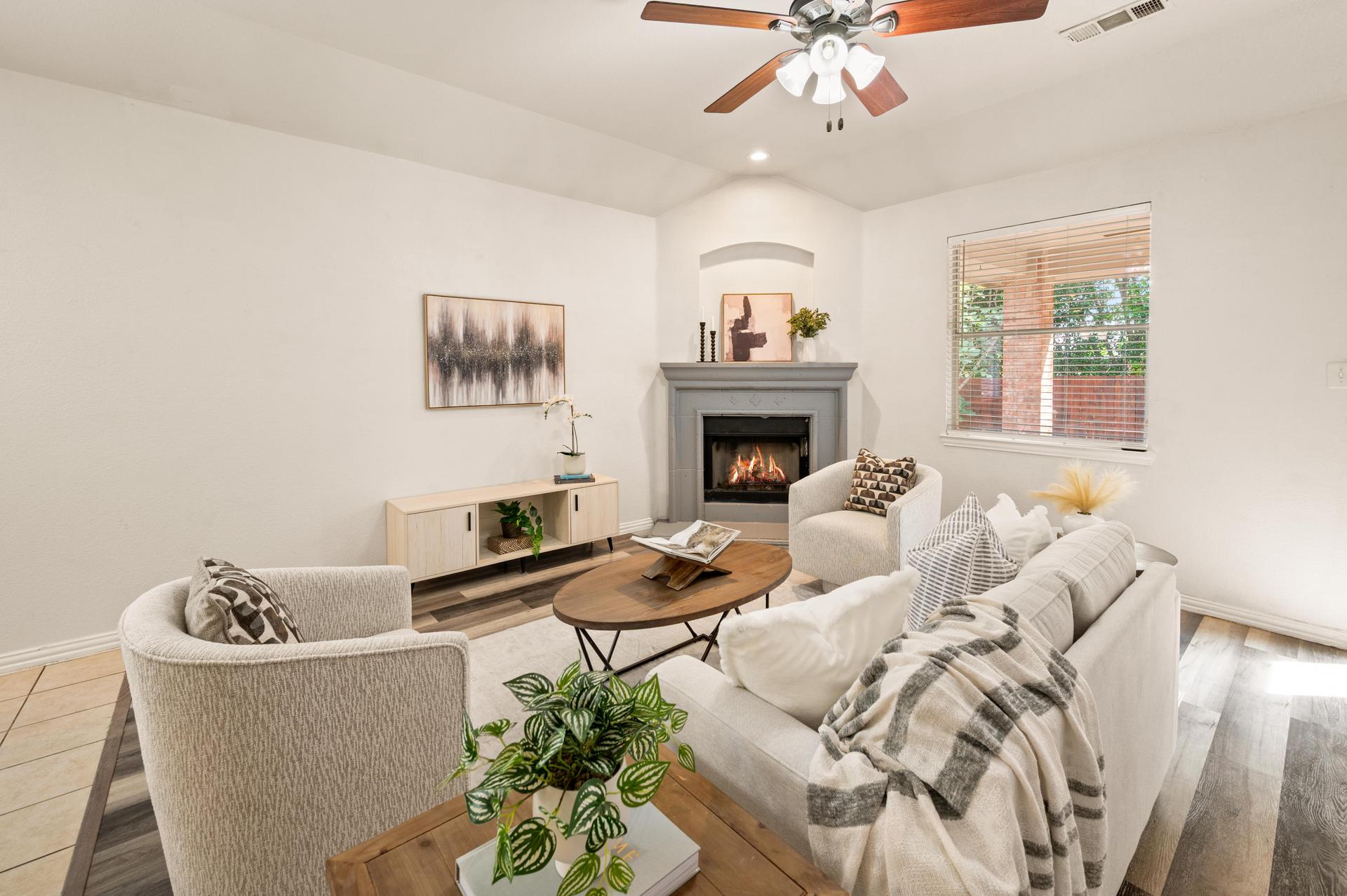Living Area at 4952 Paddock Drive