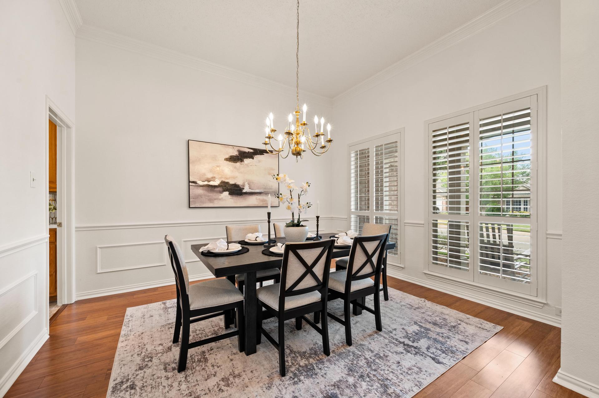 Formal Dining