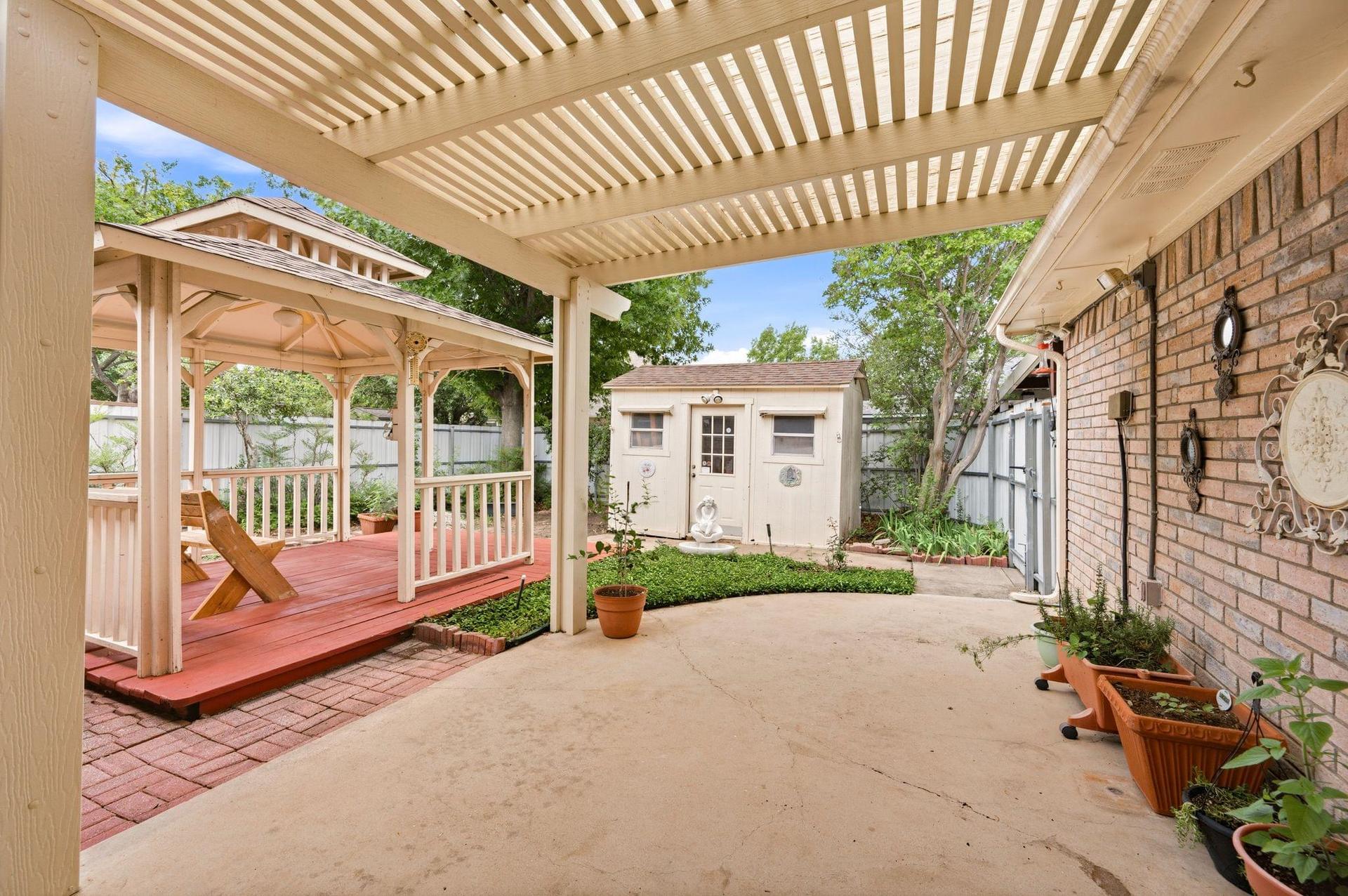 Outdoor Living Area