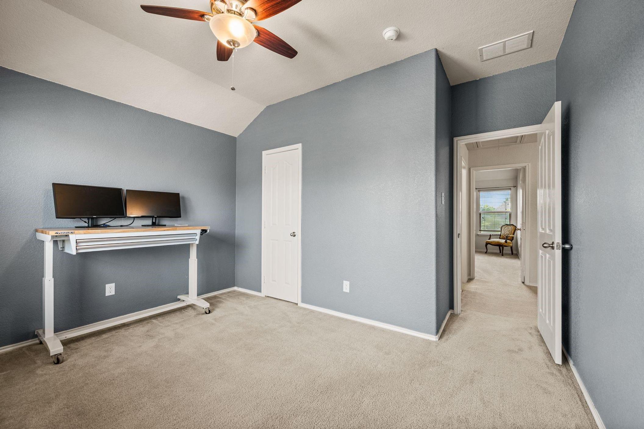 Flex Room